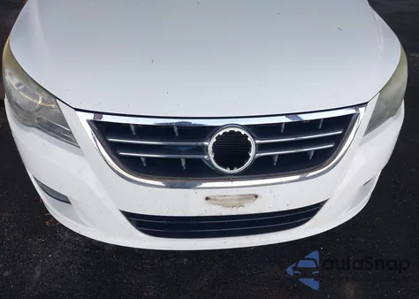 2011 Volkswagen Routan Sel from USA, damaged, VIN 2V4RW5DG2BR670853